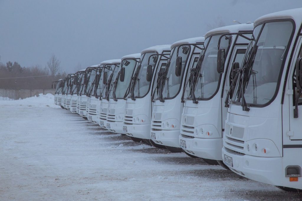 avtobusy-zima