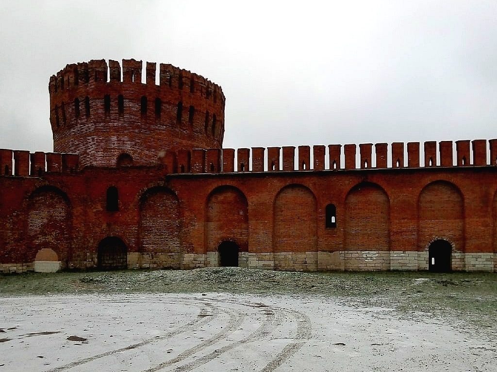 башня Орёл смоленской крепостной стены, ноябрь 2020 года (фото 67.mchs.gov.ru)