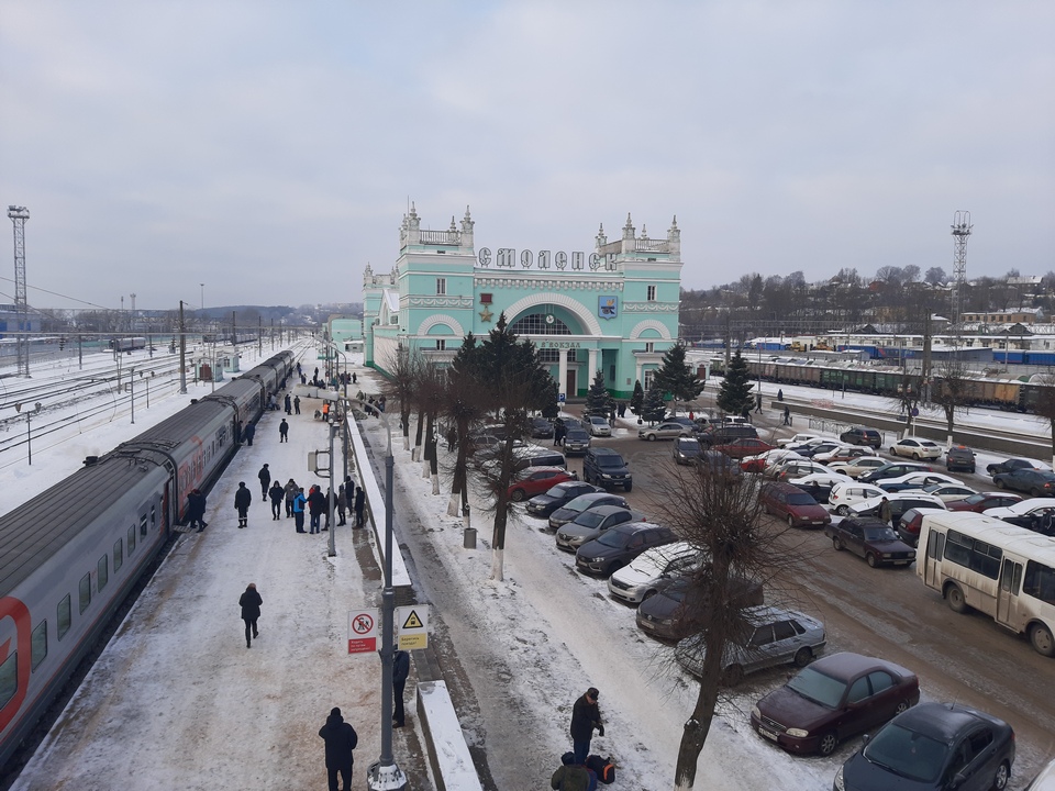 жд вокзал Смоленска, поезд (фото линейного отдела МВД России на станции Смоленск)