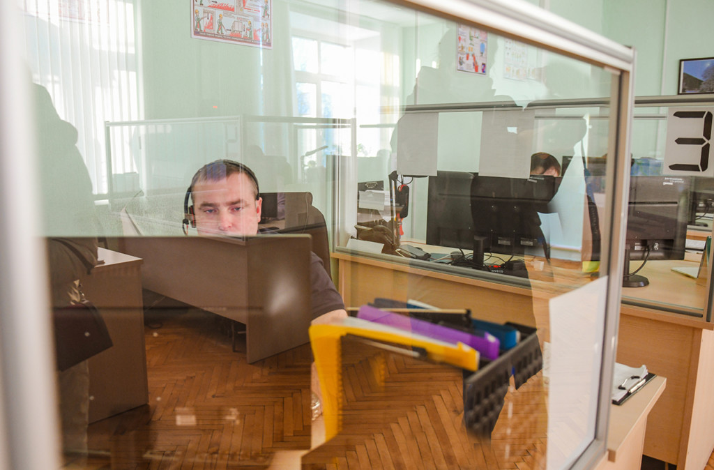 Центр обработки вызовов Системы-112, СОГАУ Центр информационных технологий (фото admin-smolensk.ru)
