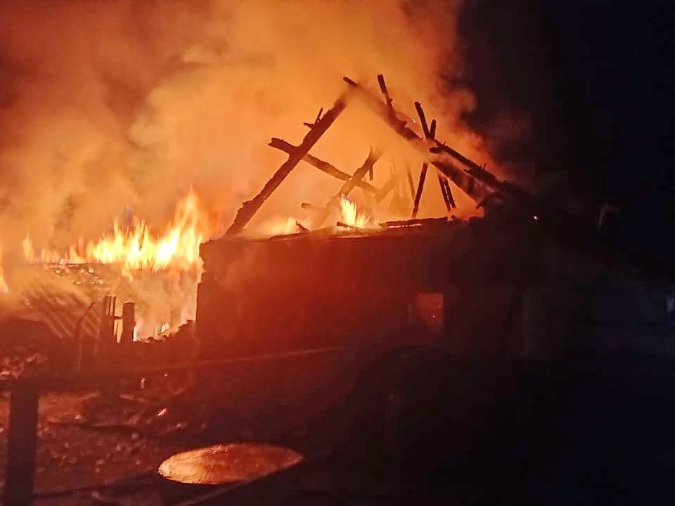 пожар в частном доме в Ельне 12.8.2022, улица Социалистическая