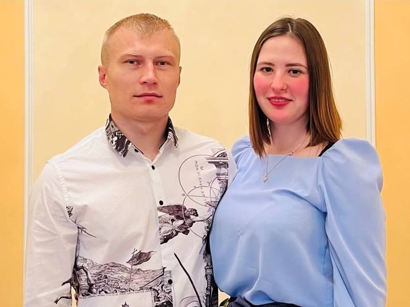 участник СВО из Ярцевского района Михаил и его супруга Виктория
