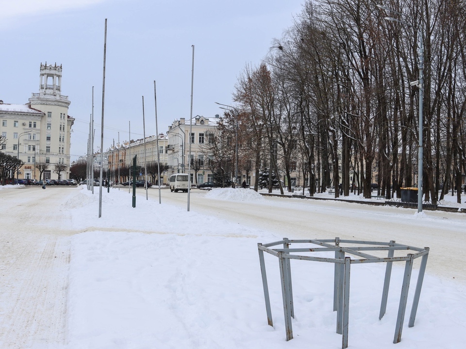 площадь Ленина, февраль 2023