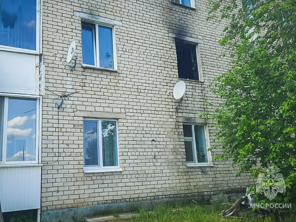 пожар 27.5.2023, многоквартирный дом Ракитня-2 Смоленского района