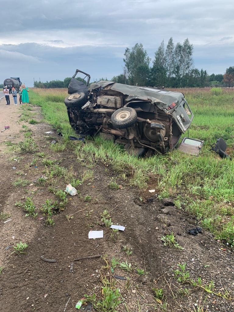 Появились фото с места смертельной аварии под Смоленском | 25.07.2023 |  Смоленск - БезФормата