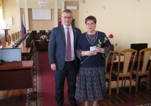 Александр Новиков вручил награды лучшим учителям Смоленска