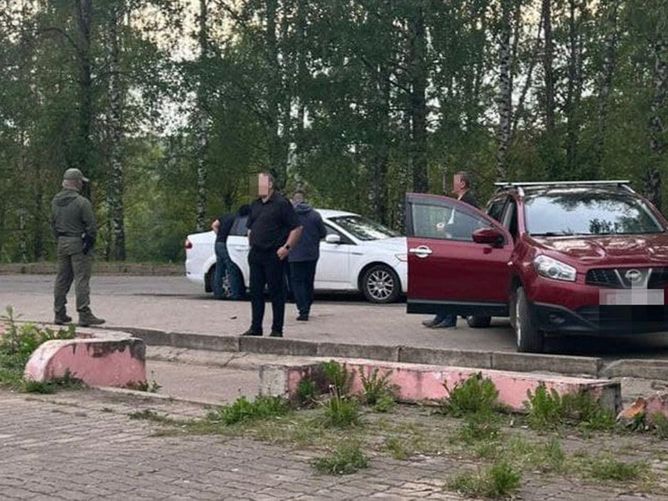 задержание ФСБ начальника отряда отдела воспитательной работы с осужденными ИК-3, Сафоново