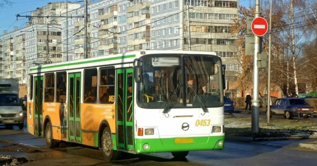 Mjc5EMimJpE