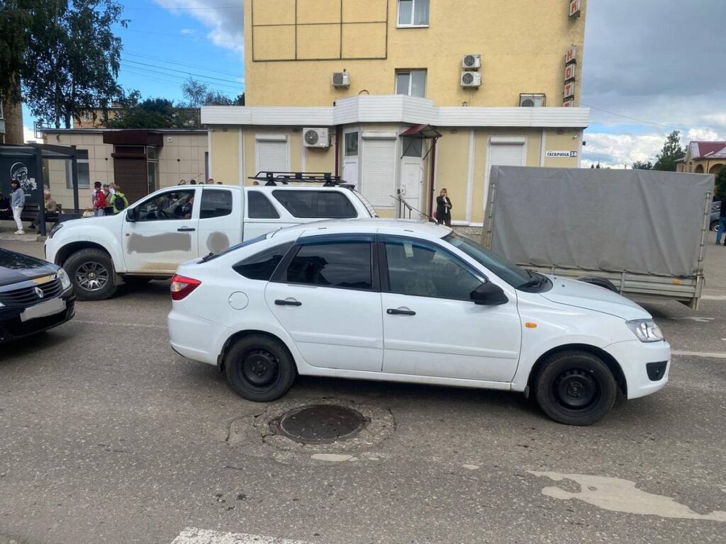 наезд Исузу на мальчика на самокате 21.8.2025, Гагарин, фото ГАИ