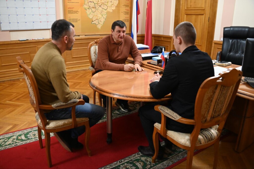 застройщик, Ляхов, Зайцев, фото облдумы