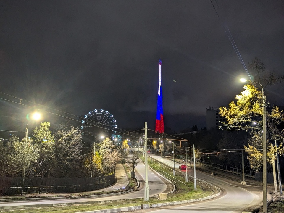 дамба, улица Нахимова, вид на Дзержинского, телебашню, колесо обозрения
