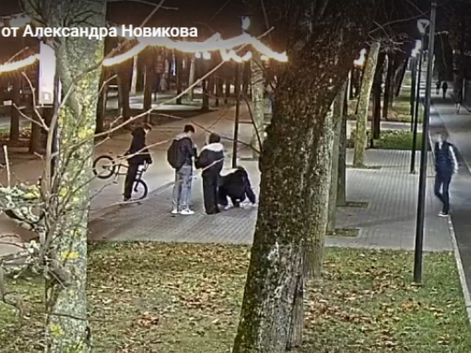 малолетний вандал 13.11.2025, ул. Октябрьской революции