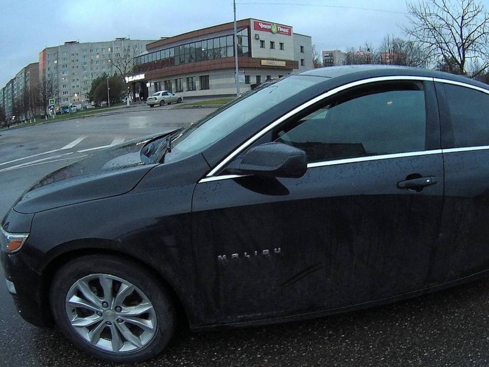 наезд Шевроле Малибу 19.11.2025 на велосипедиста, 2-й мкрн Десногорска, фото ГАИ