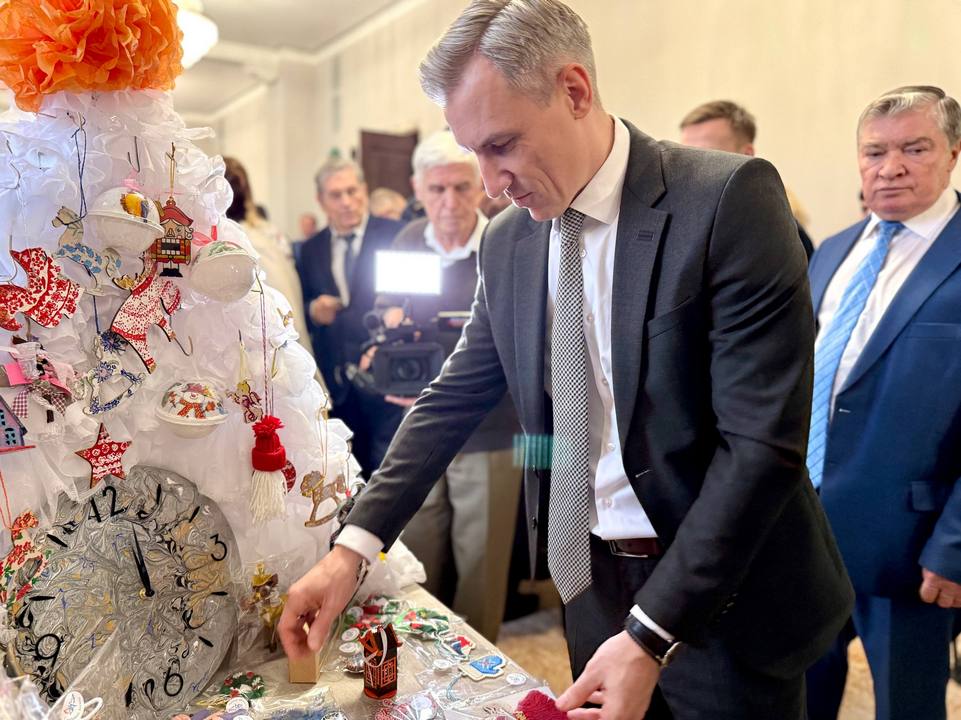 Анохин, От сердца к сердцу, фото пресс-службы облправительства