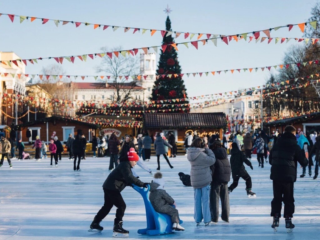 открытие катка на Ленина, фото мэрии