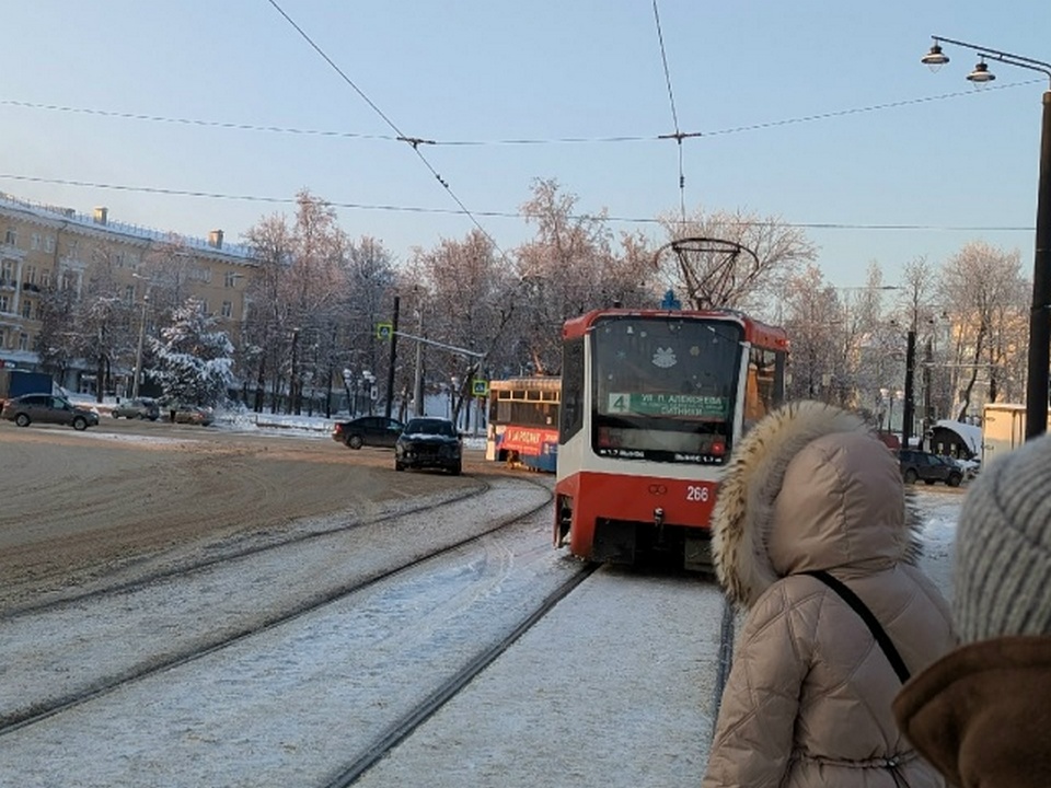 ДТП с трамваем, пл. Победы