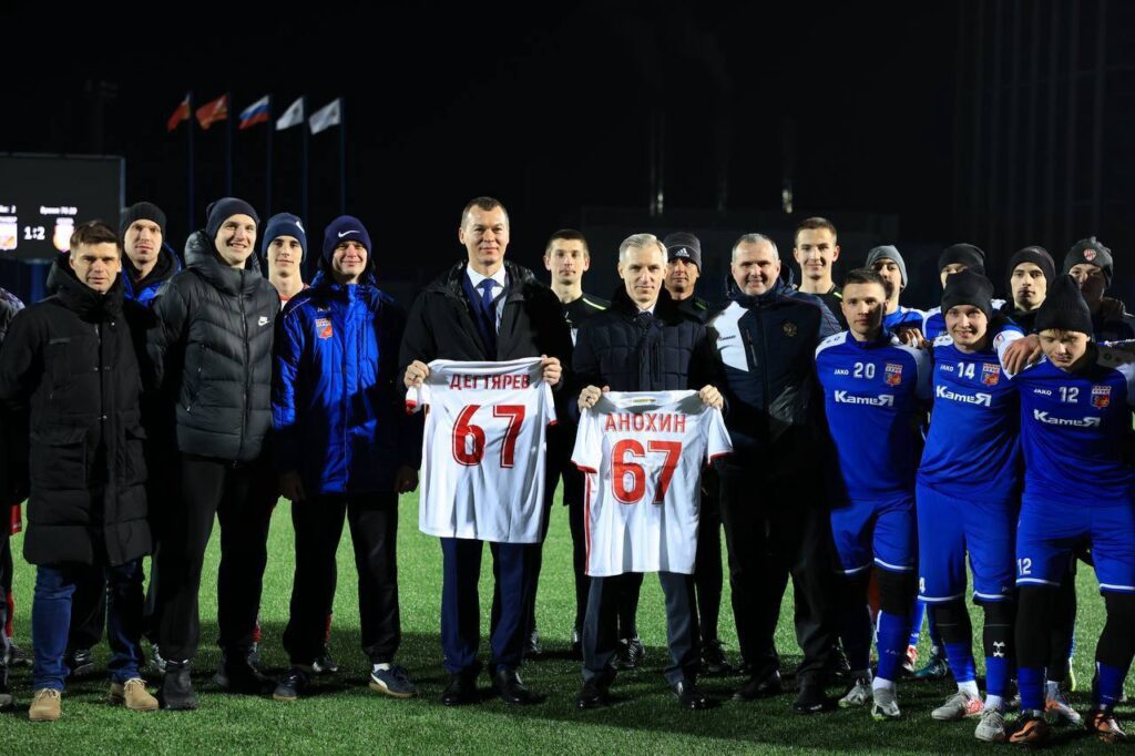 искра анохин