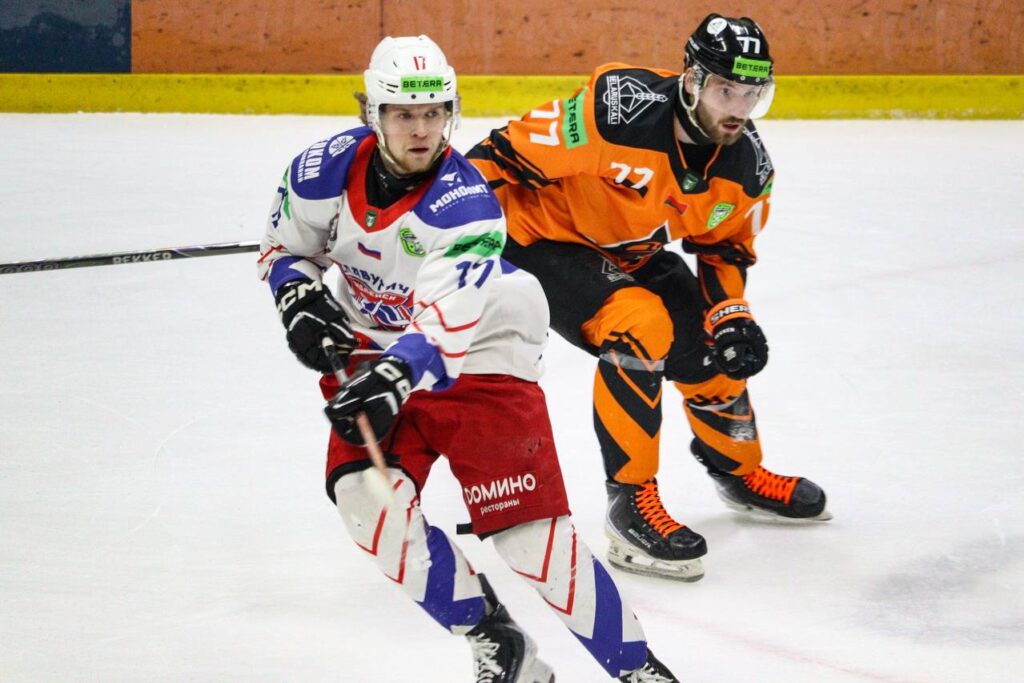 Славутич и Шахтёр