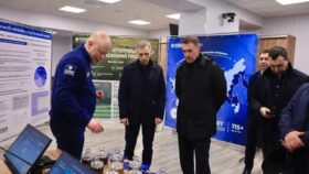 Василий Анохин и Дмитрий Патрушев, производство рыбкормов в Вязьме