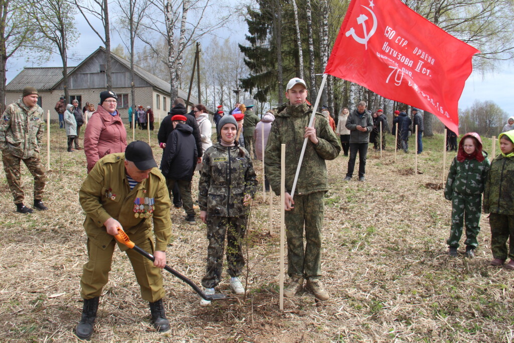 открытие 30.4.2026 аллеи Памяти польских воинов в Николаевке_10