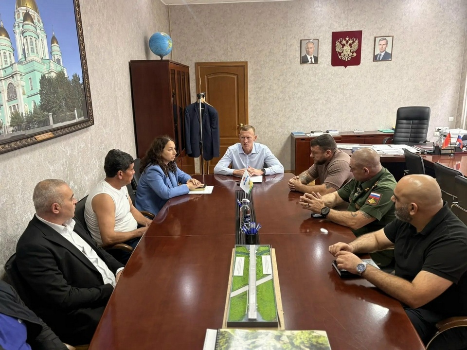 Смоляков, встречу с представителями национальных объединений в Вяземском округе