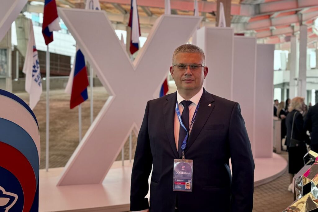 александр новиков