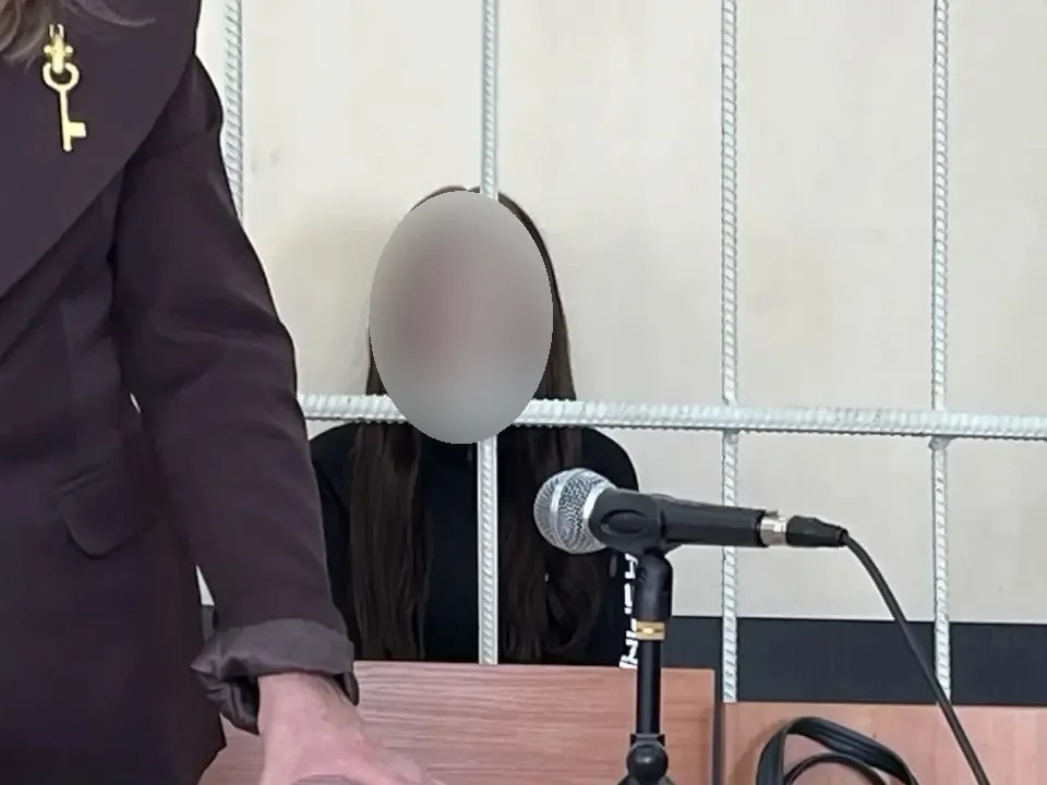 доведшая дочь-инвалида до голодной смерти и истязавшая детей вязьмичка, приговор, фото облпрокуратуры