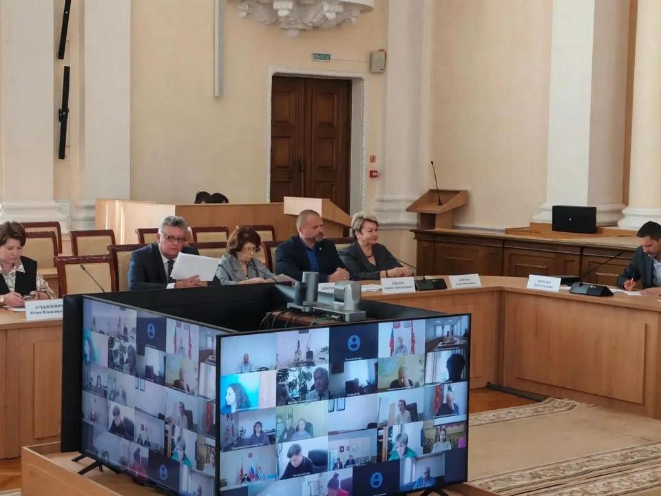 заседание Общественной палаты региона по предстоящим выборам в ГД